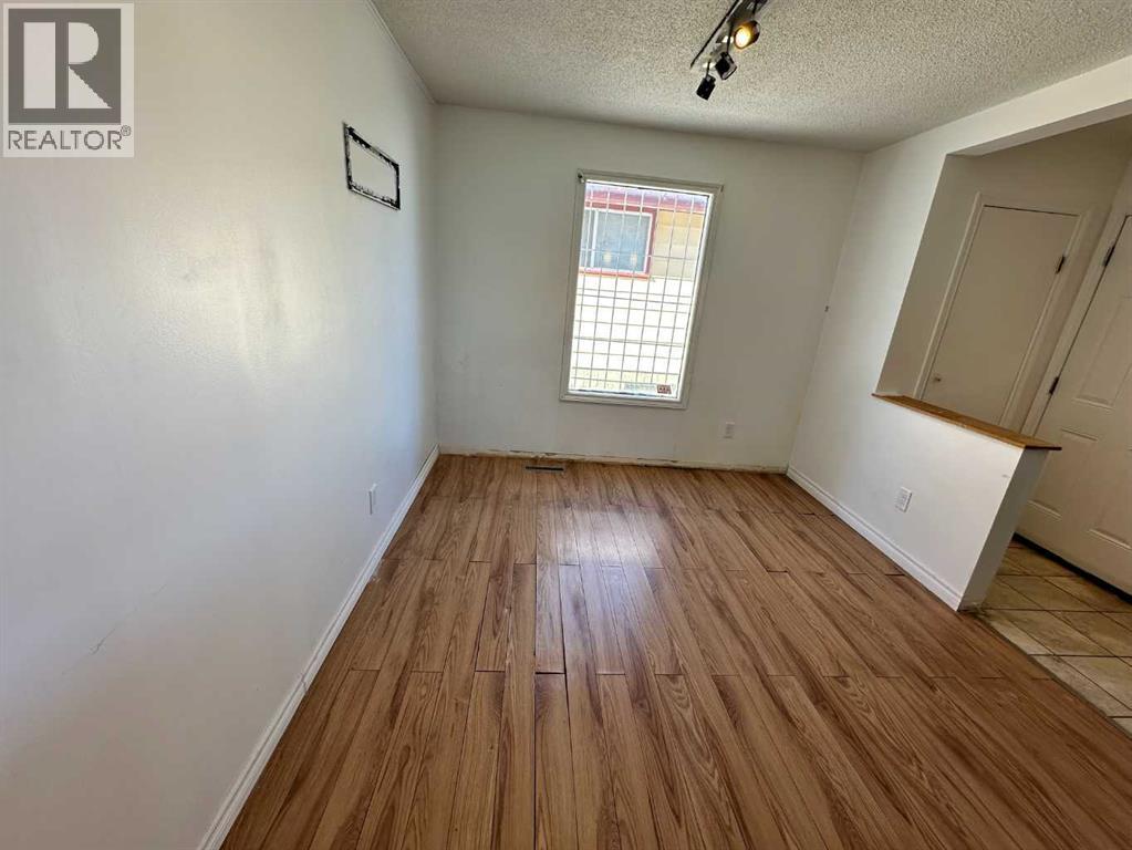 212 78 Avenue Ne, Calgary, Alberta  T2K 0R2 - Photo 9 - A2289672