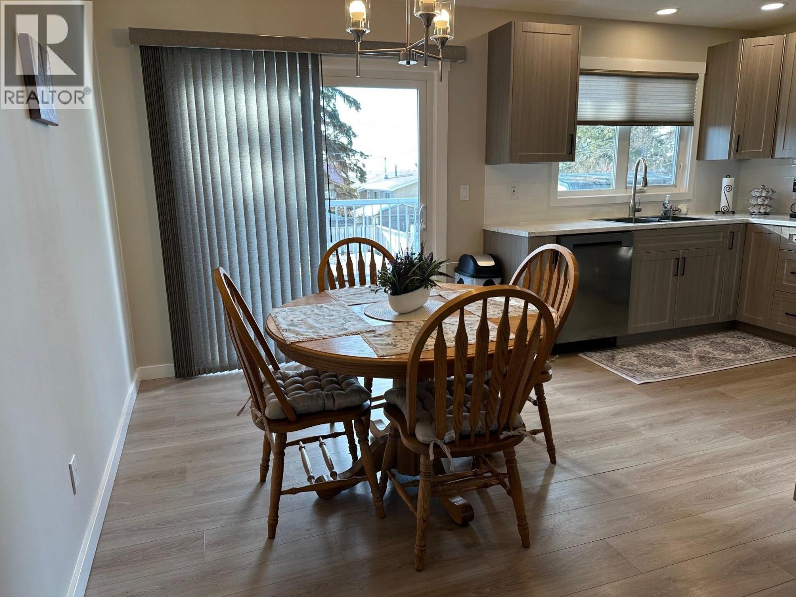 10711 103 Avenue, Fort St. John, British Columbia  V1J 2J2 - Photo 7 - R3052015