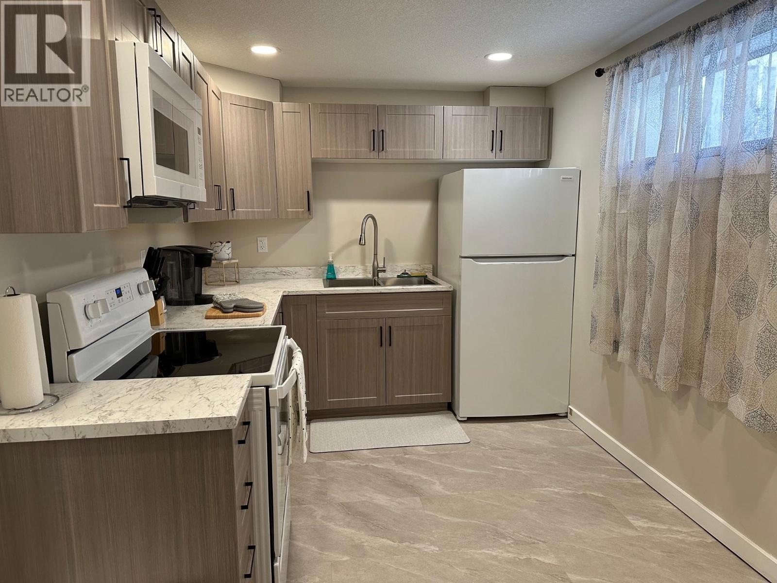 10711 103 Avenue, Fort St. John, British Columbia  V1J 2J2 - Photo 19 - R3052015