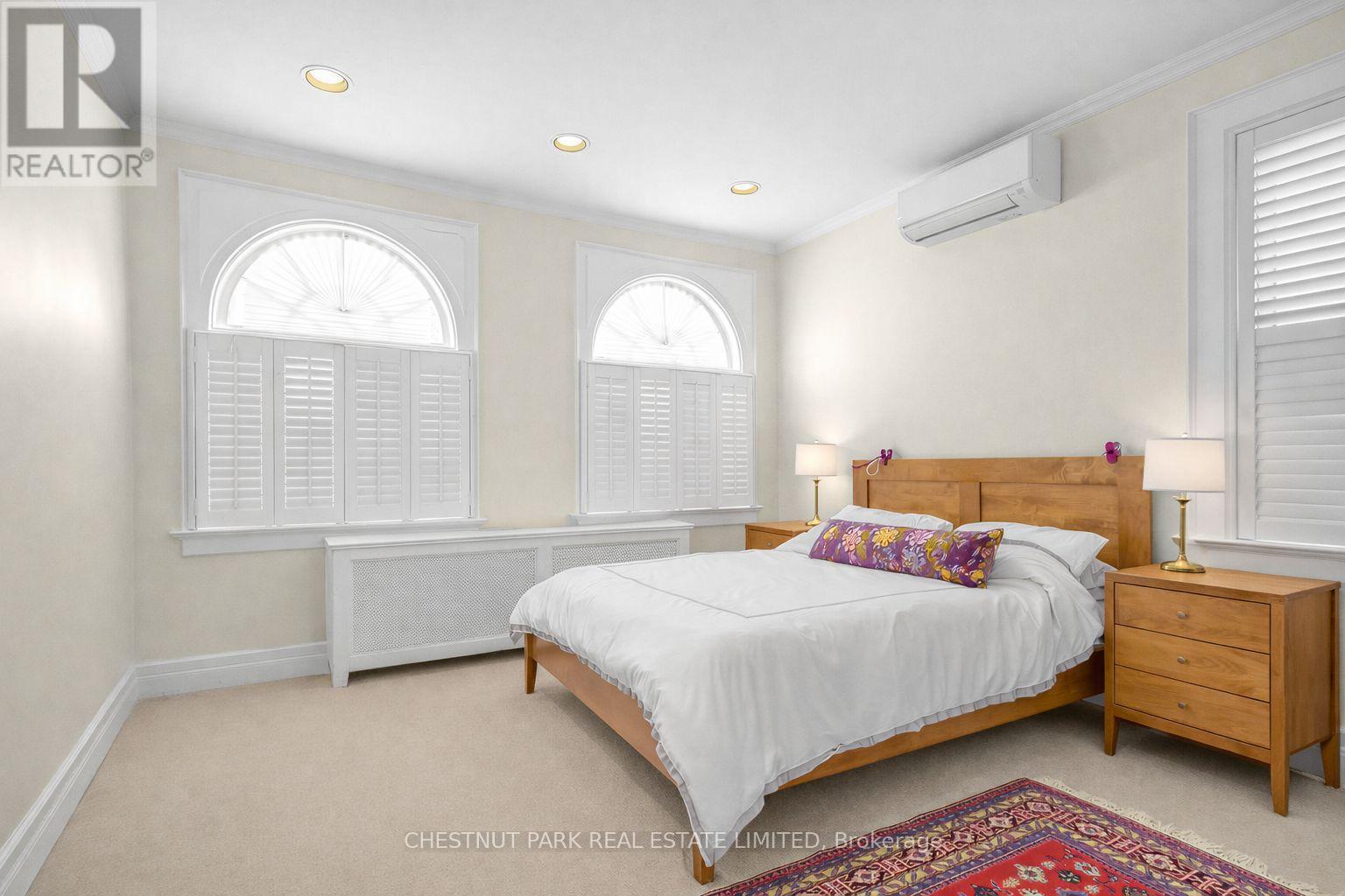 9 Maclennan Avenue, Toronto, Ontario  M4W 2Y4 - Photo 13 - C12830234