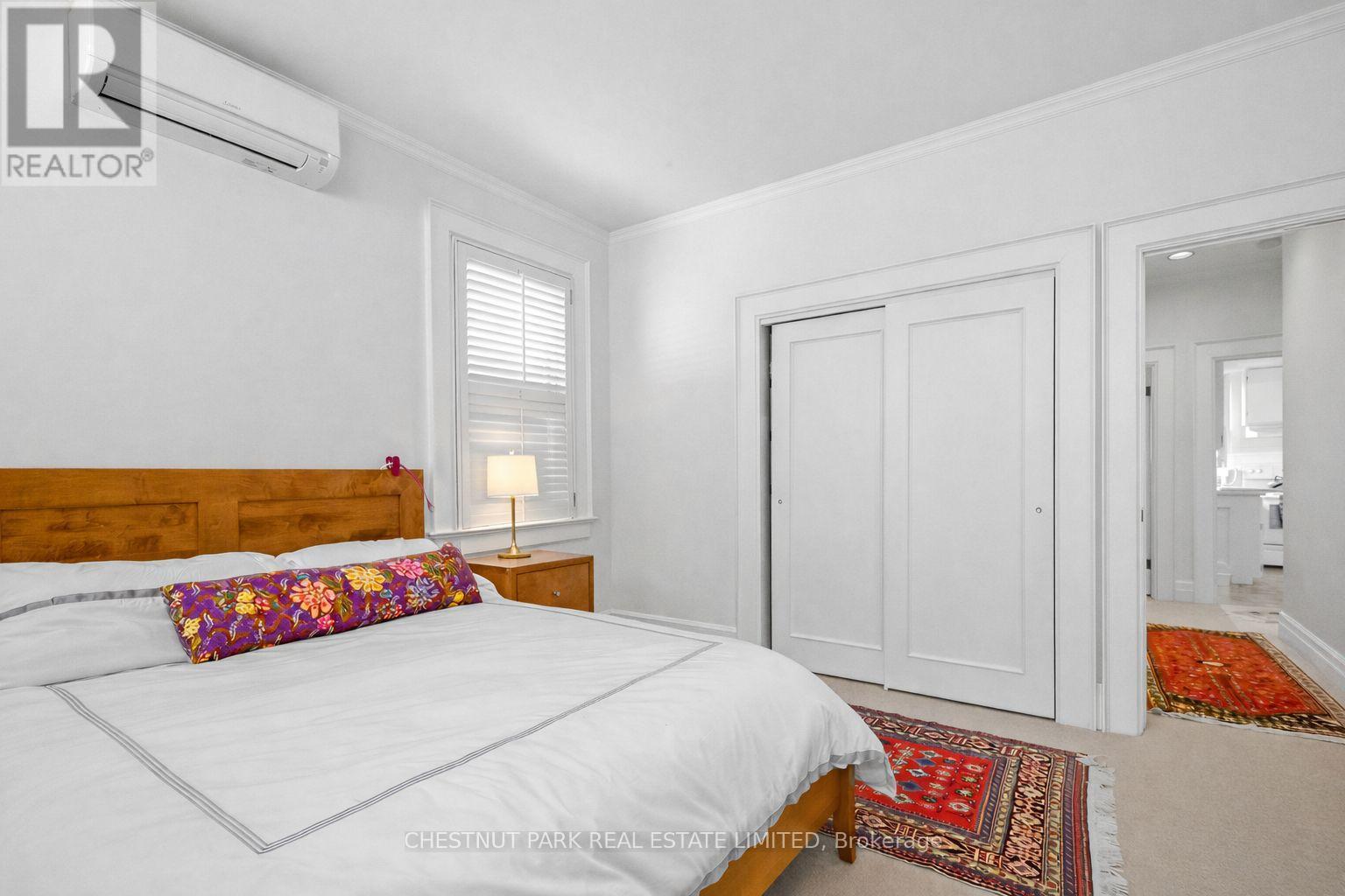 9 Maclennan Avenue, Toronto, Ontario  M4W 2Y4 - Photo 14 - C12830234