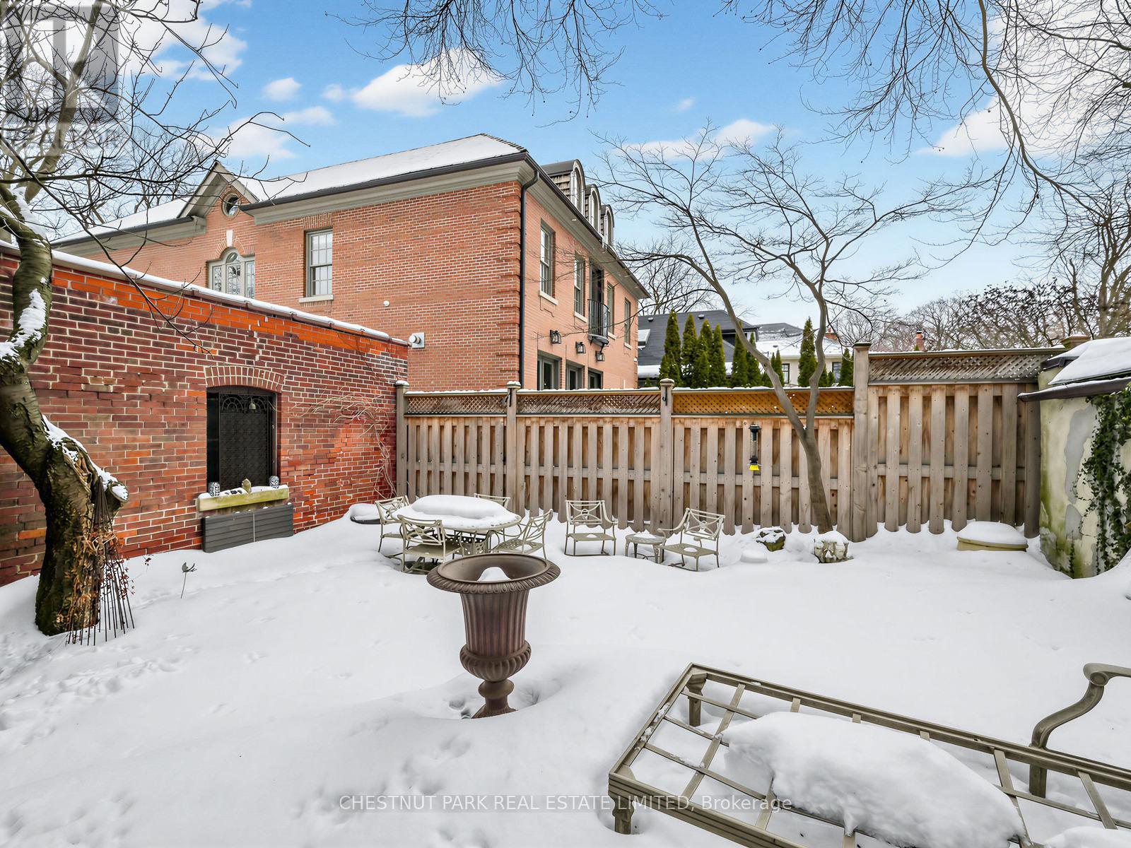 9 Maclennan Avenue, Toronto, Ontario  M4W 2Y4 - Photo 22 - C12830234