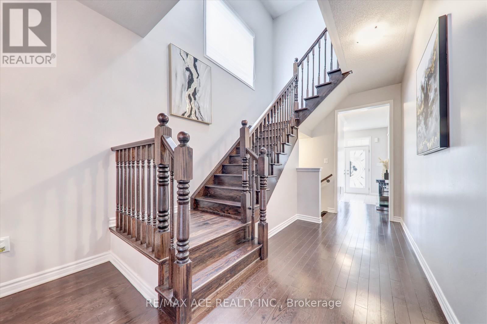 60 Westfield Drive, Whitby, Ontario  L1P 0E9 - Photo 10 - E12830216