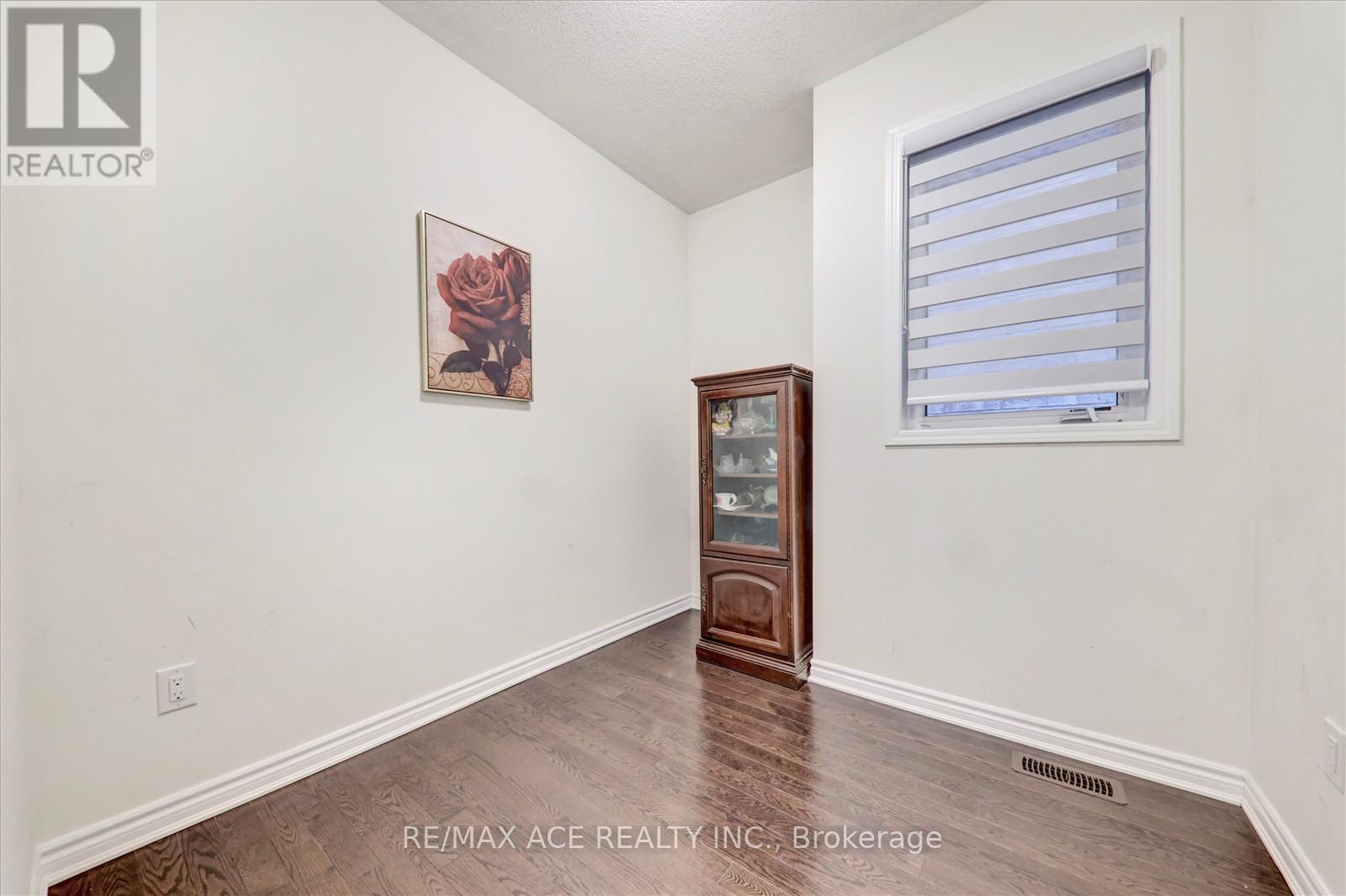 60 Westfield Drive, Whitby, Ontario  L1P 0E9 - Photo 20 - E12830216