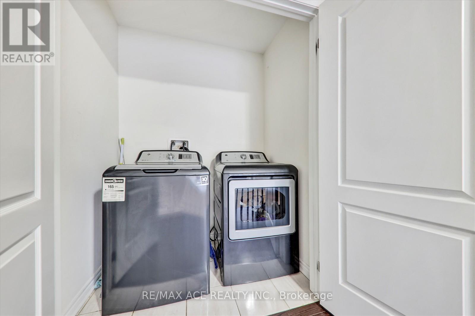 60 Westfield Drive, Whitby, Ontario  L1P 0E9 - Photo 36 - E12830216