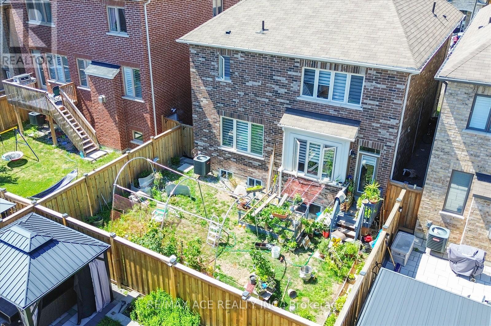 60 Westfield Drive, Whitby, Ontario  L1P 0E9 - Photo 38 - E12830216