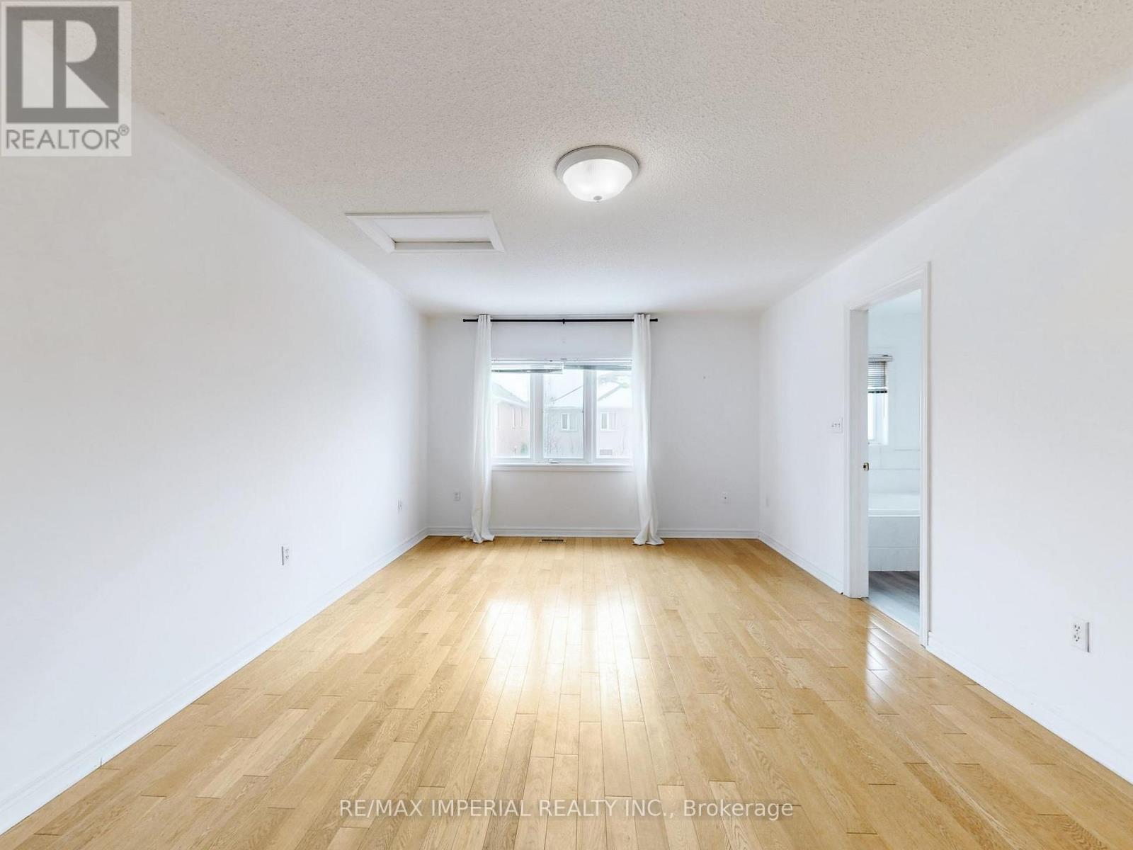 25 Ruby Crescent, Richmond Hill (Rouge Woods), Ontario  L4S 2E8 - Photo 17 - N12830240