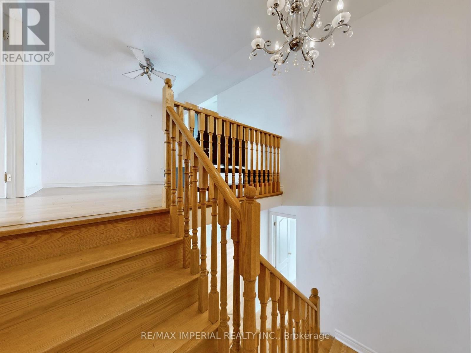 25 Ruby Crescent, Richmond Hill (Rouge Woods), Ontario  L4S 2E8 - Photo 28 - N12830240