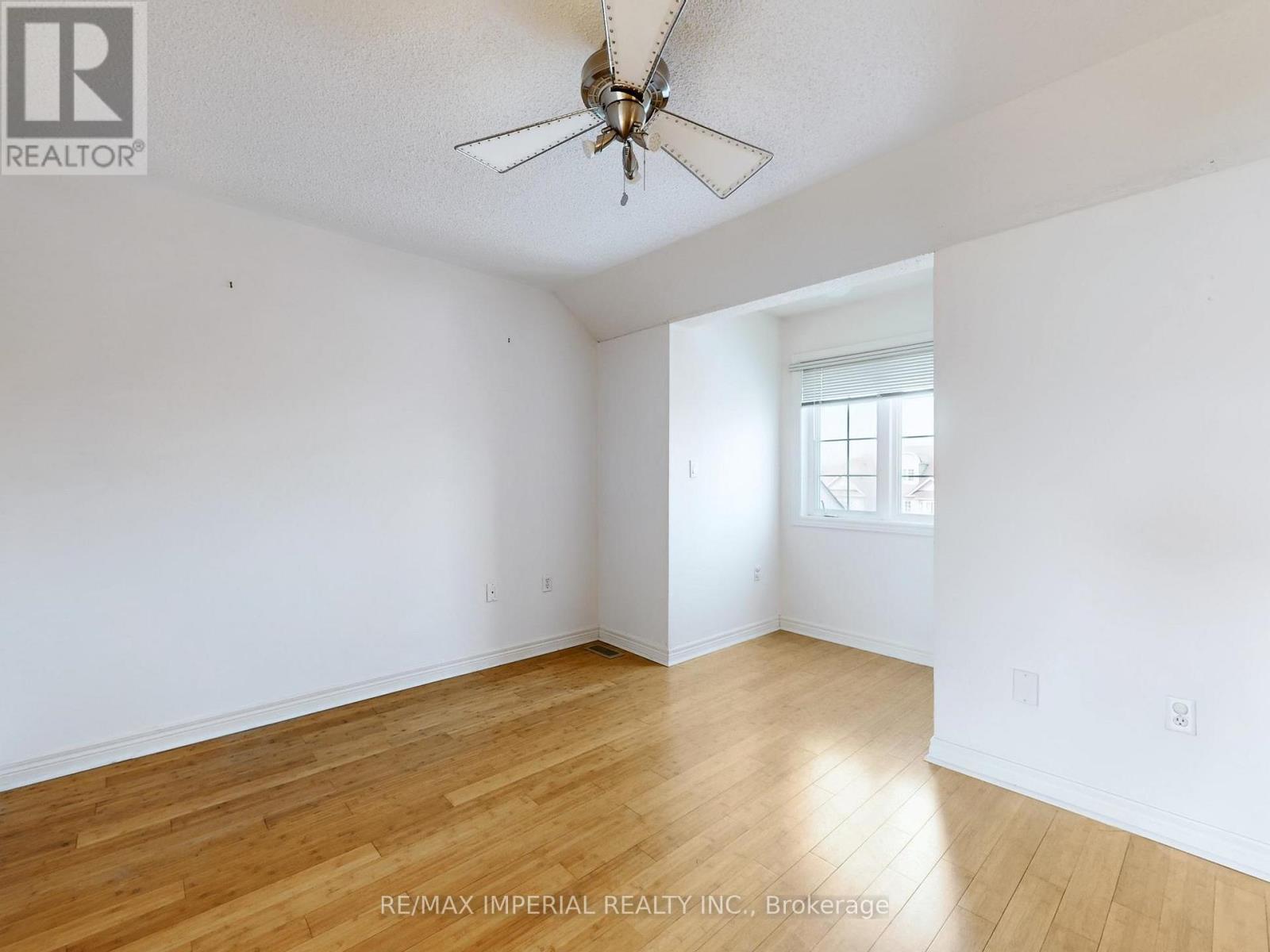 25 Ruby Crescent, Richmond Hill (Rouge Woods), Ontario  L4S 2E8 - Photo 29 - N12830240