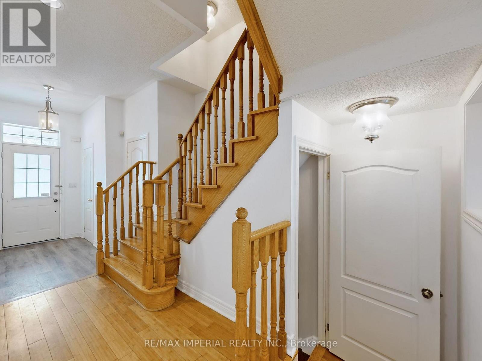 25 Ruby Crescent, Richmond Hill (Rouge Woods), Ontario  L4S 2E8 - Photo 33 - N12830240