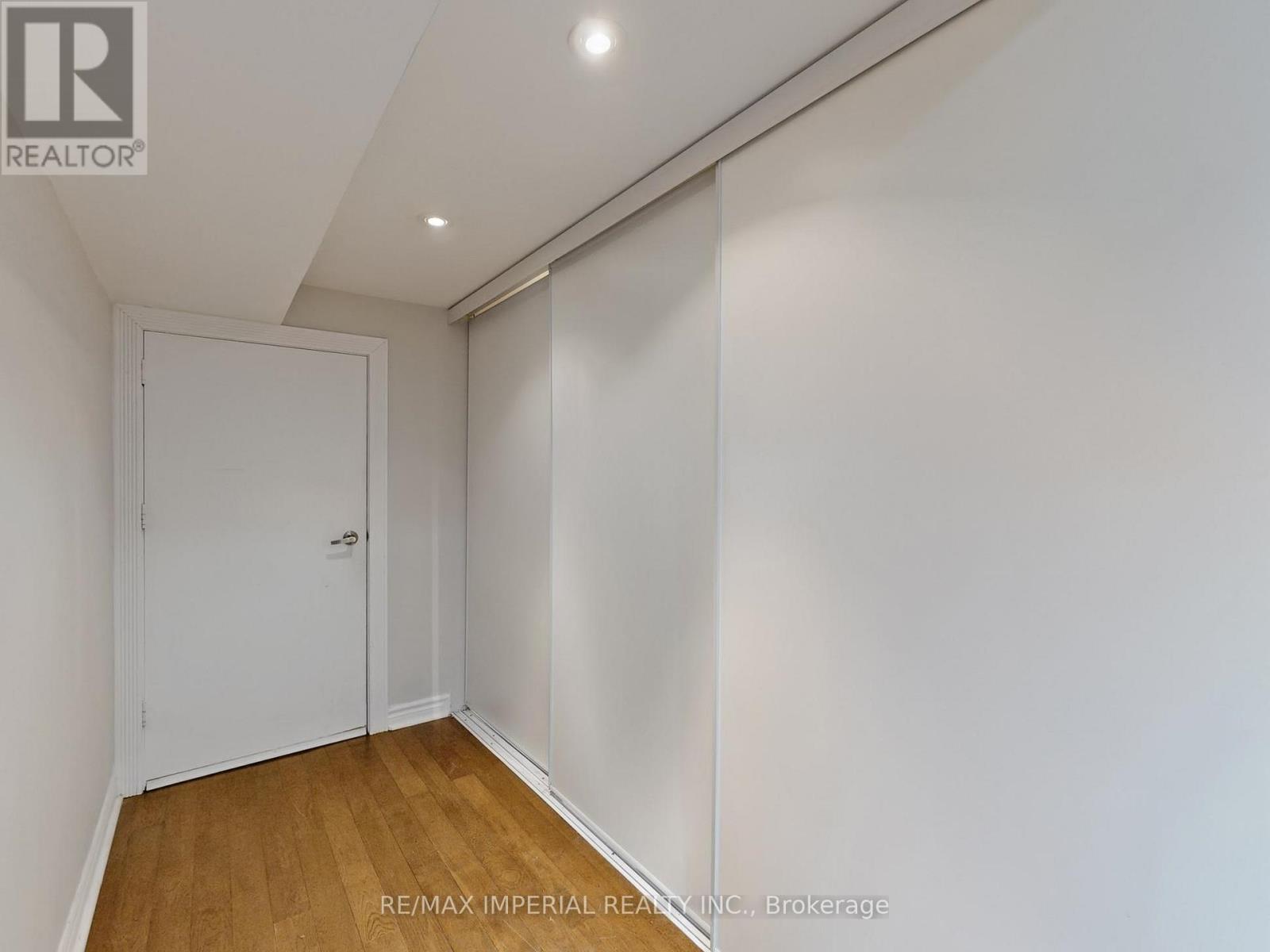 25 Ruby Crescent, Richmond Hill (Rouge Woods), Ontario  L4S 2E8 - Photo 42 - N12830240