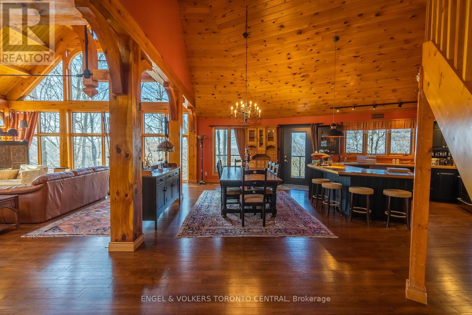 11 Valleycrest Drive, Oro-Medonte (Horseshoe Valley), Ontario  L0L 2L0 - Photo 14 - S12830230