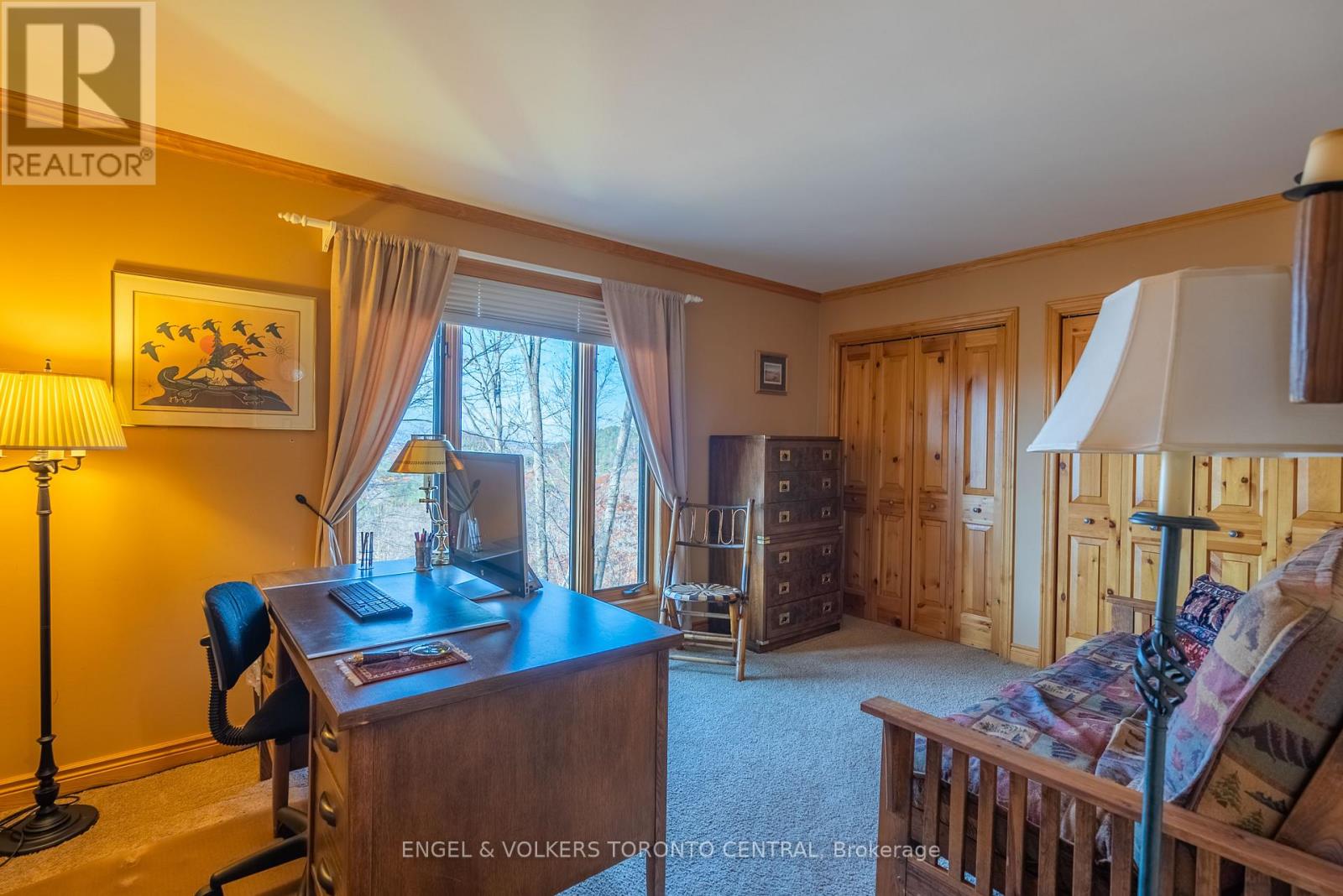 11 Valleycrest Drive, Oro-Medonte (Horseshoe Valley), Ontario  L0L 2L0 - Photo 17 - S12830230