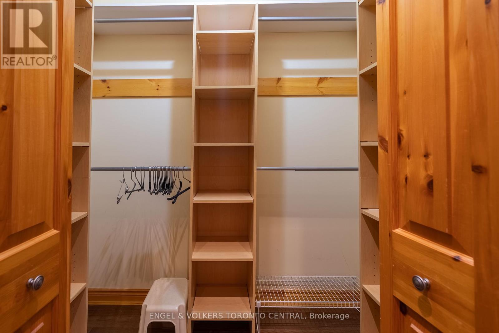 11 Valleycrest Drive, Oro-Medonte (Horseshoe Valley), Ontario  L0L 2L0 - Photo 29 - S12830230