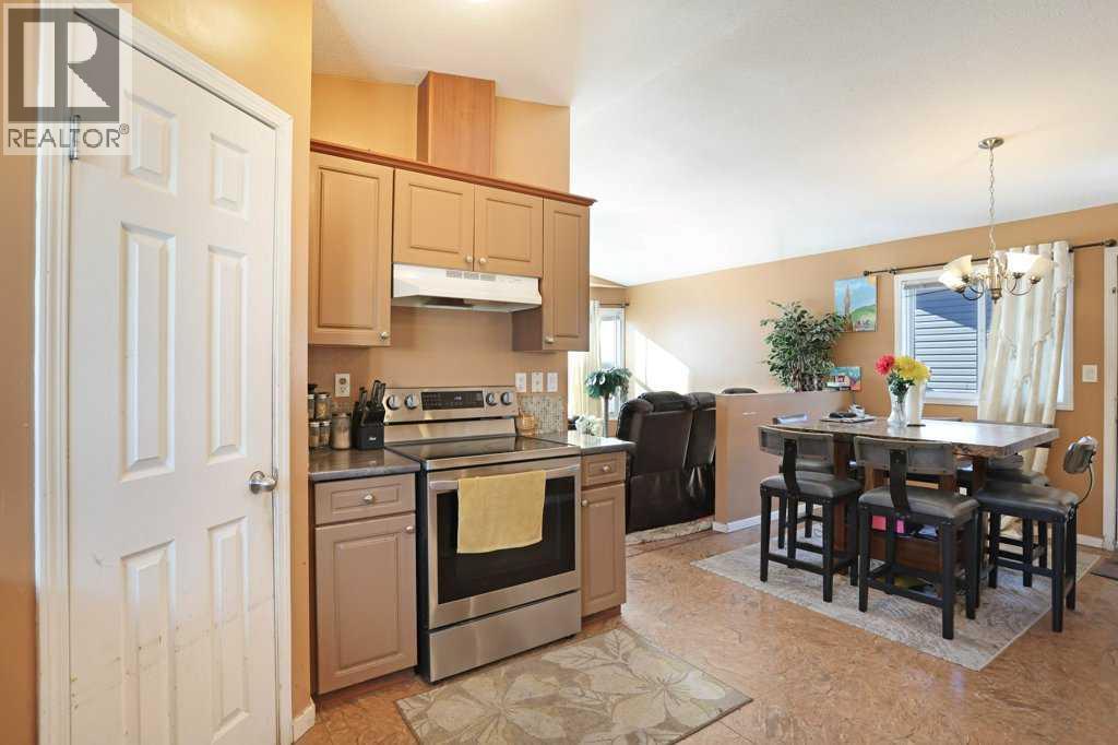 1620 2nd Avenue E, Brooks, Alberta  T1R 1K3 - Photo 11 - A2285852