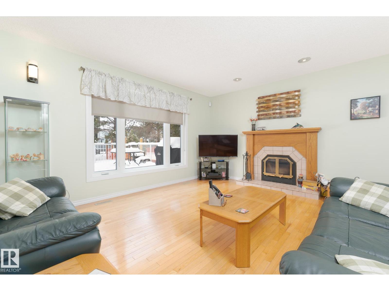 613 Whiston Wd Nw, Edmonton, Alberta  T6M 2C3 - Photo 14 - E4475326