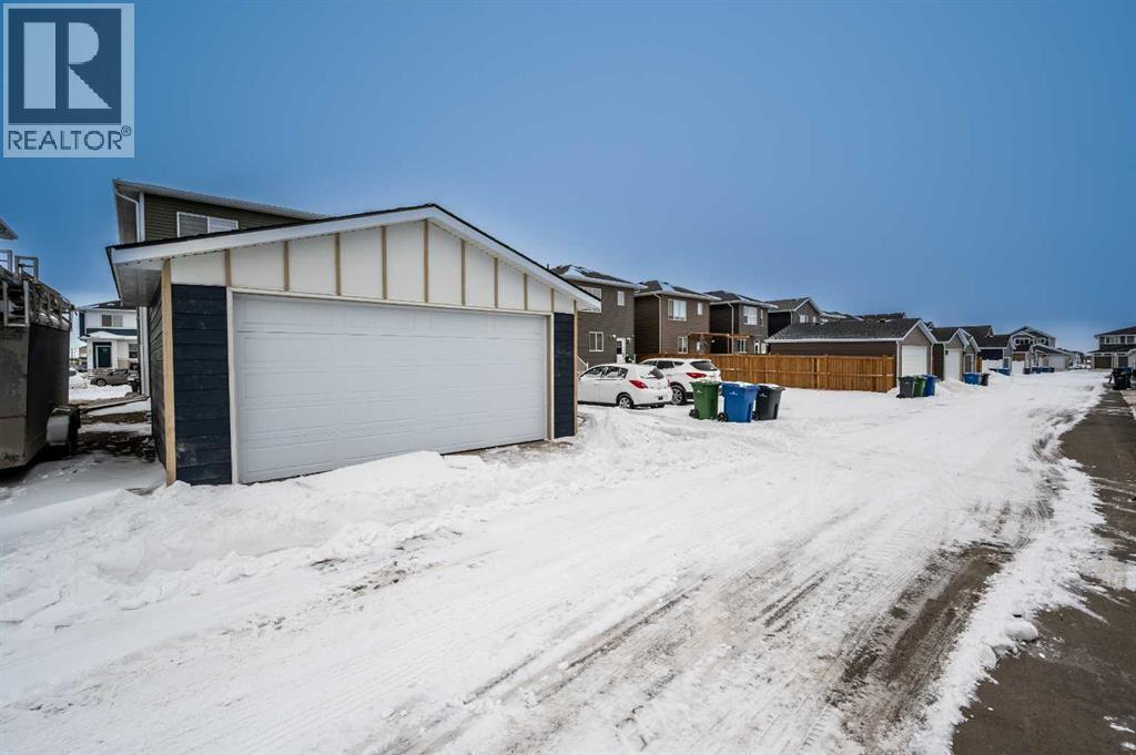 358 Chelsea Common, Chestermere, Alberta  T1X 2T3 - Photo 5 - A2289601