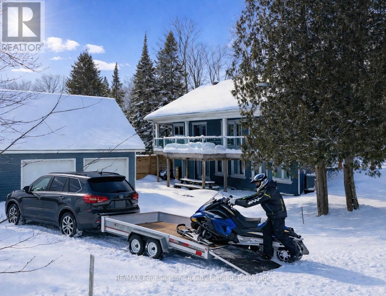 37 Silver Lake Crescent, South Bruce Peninsula, Ontario  N0H 2G0 - Photo 25 - X12494692