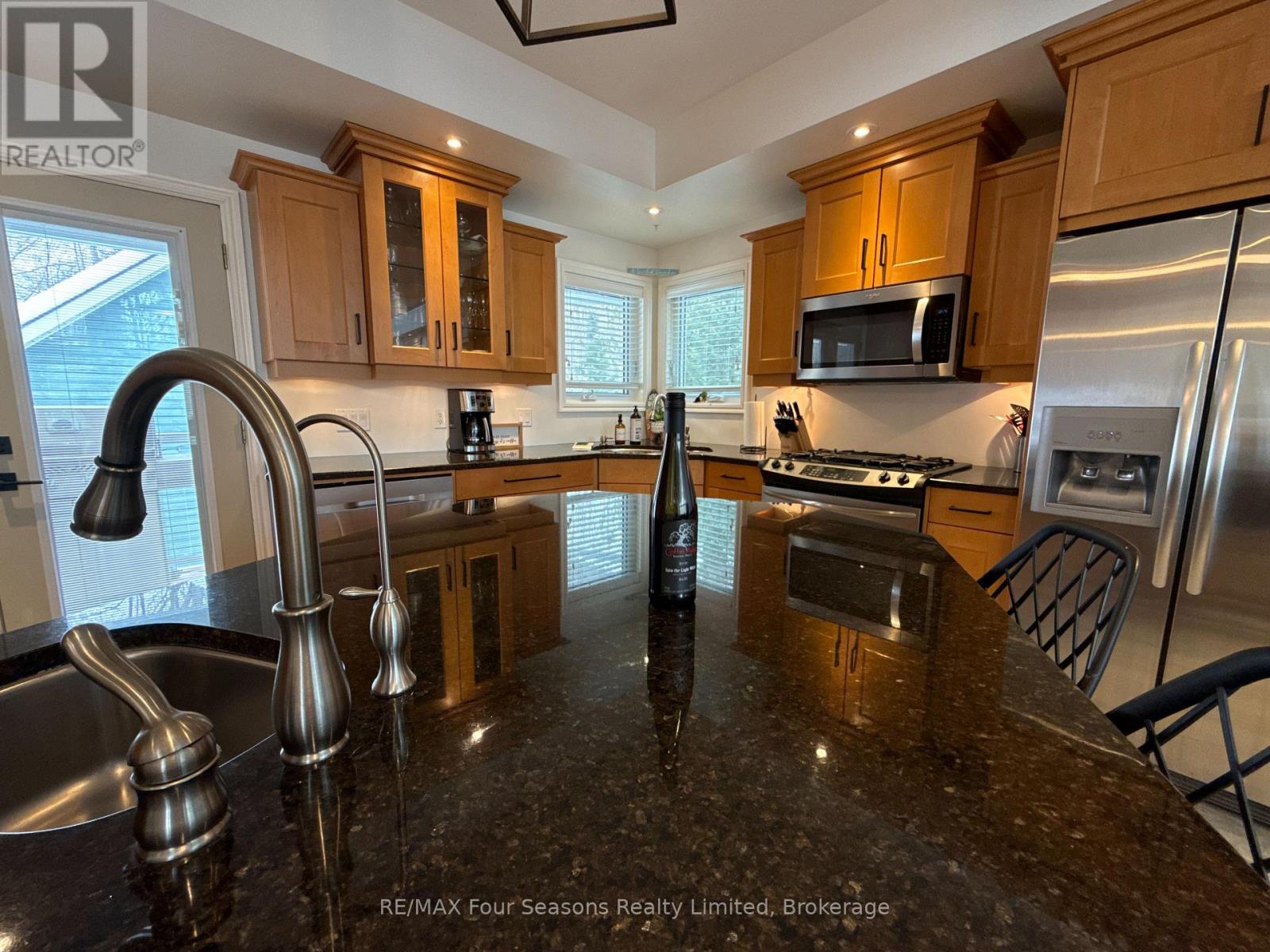 37 Silver Lake Crescent, South Bruce Peninsula, Ontario  N0H 2G0 - Photo 27 - X12494692