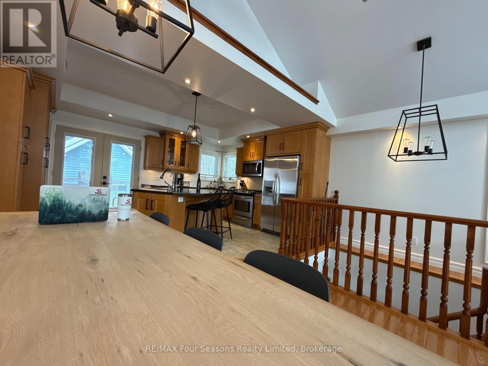 37 Silver Lake Crescent, South Bruce Peninsula, Ontario  N0H 2G0 - Photo 33 - X12494692