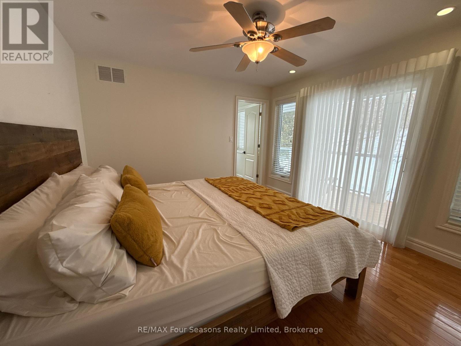 37 Silver Lake Crescent, South Bruce Peninsula, Ontario  N0H 2G0 - Photo 37 - X12494692