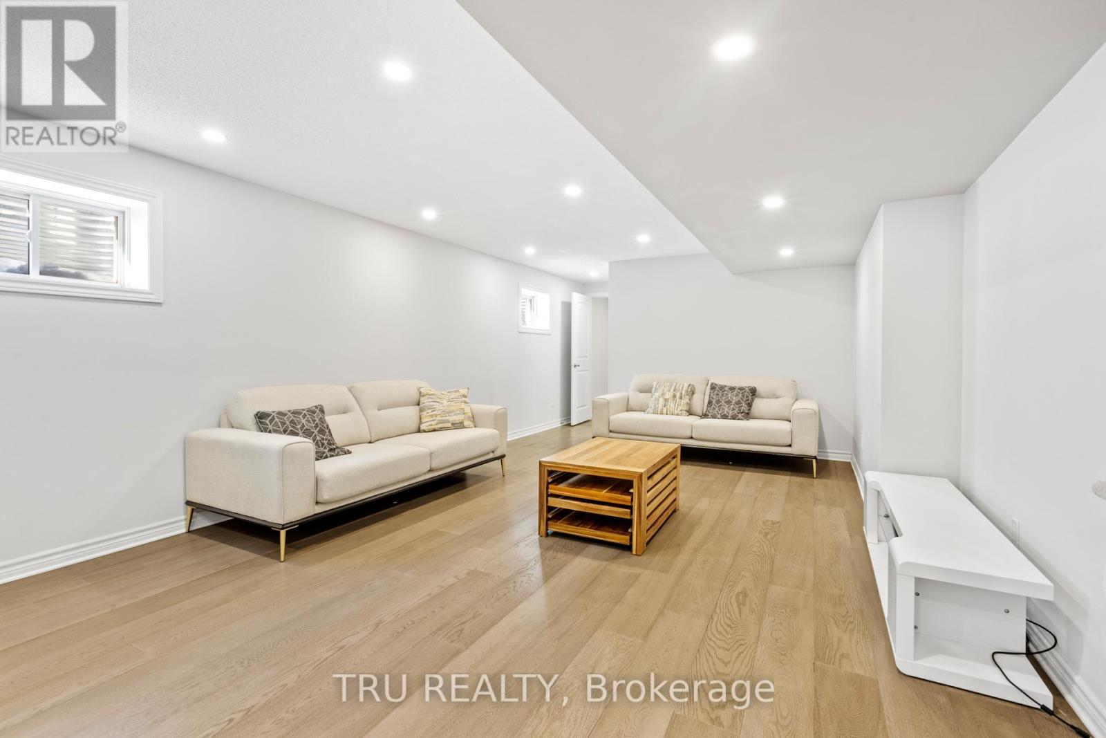 34 Coppermine Street, Ottawa, Ontario  K2J 6P7 - Photo 31 - X12829394