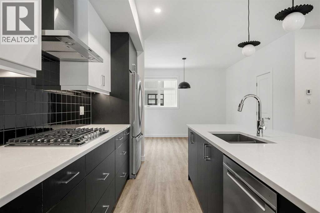 8323 8 Avenue Sw, Calgary, Alberta  T3H 6M8 - Photo 15 - A2269358