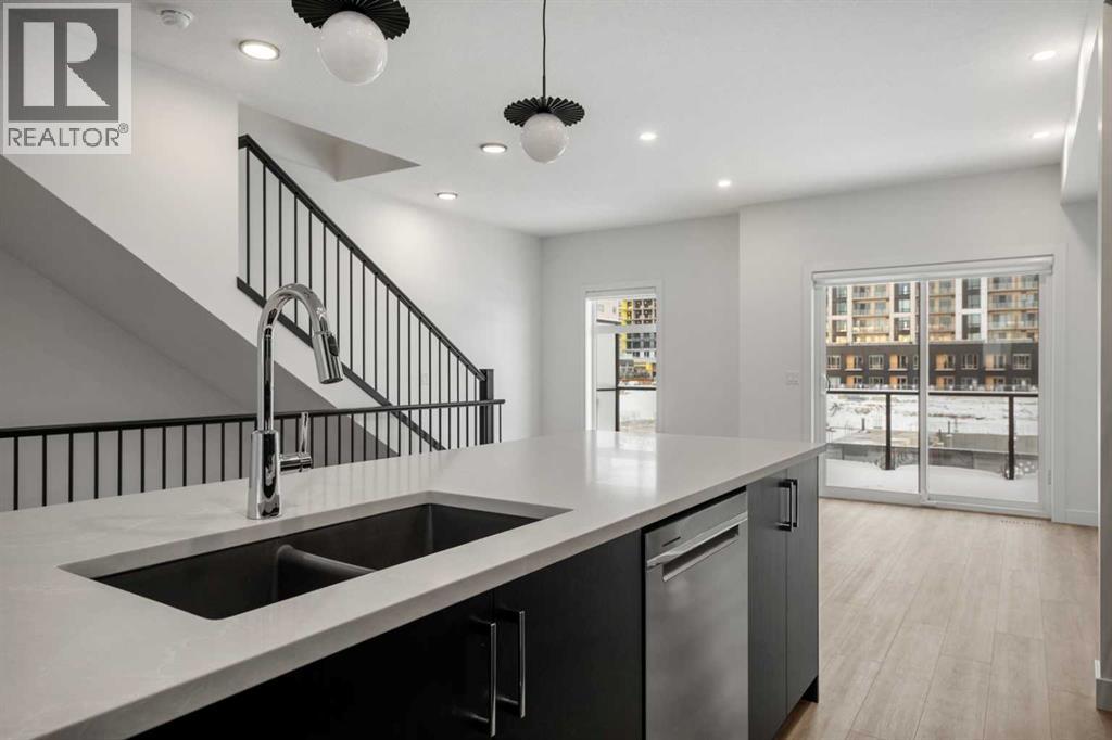 8323 8 Avenue Sw, Calgary, Alberta  T3H 6M8 - Photo 14 - A2269358