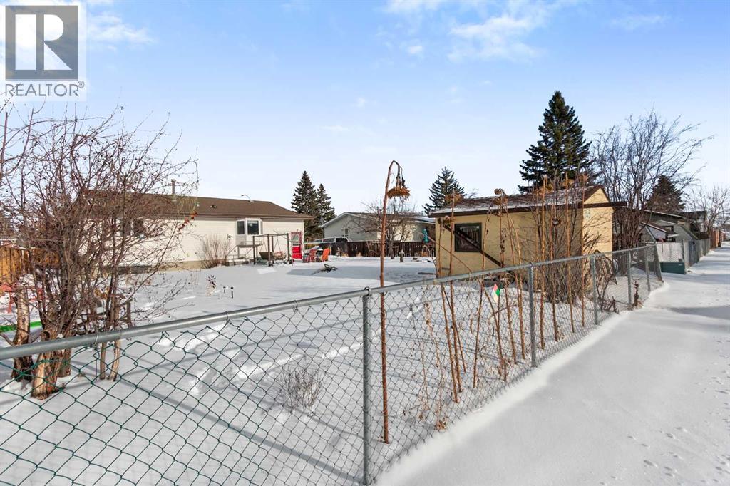 653 Macewan Drive, Carstairs, Alberta  T0M 0N0 - Photo 38 - A2286627