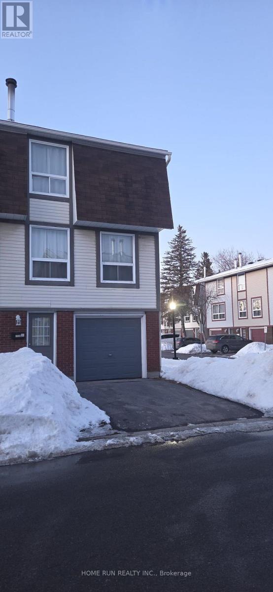 1994 GREENWAY PARKWAY, Ottawa, Ontario