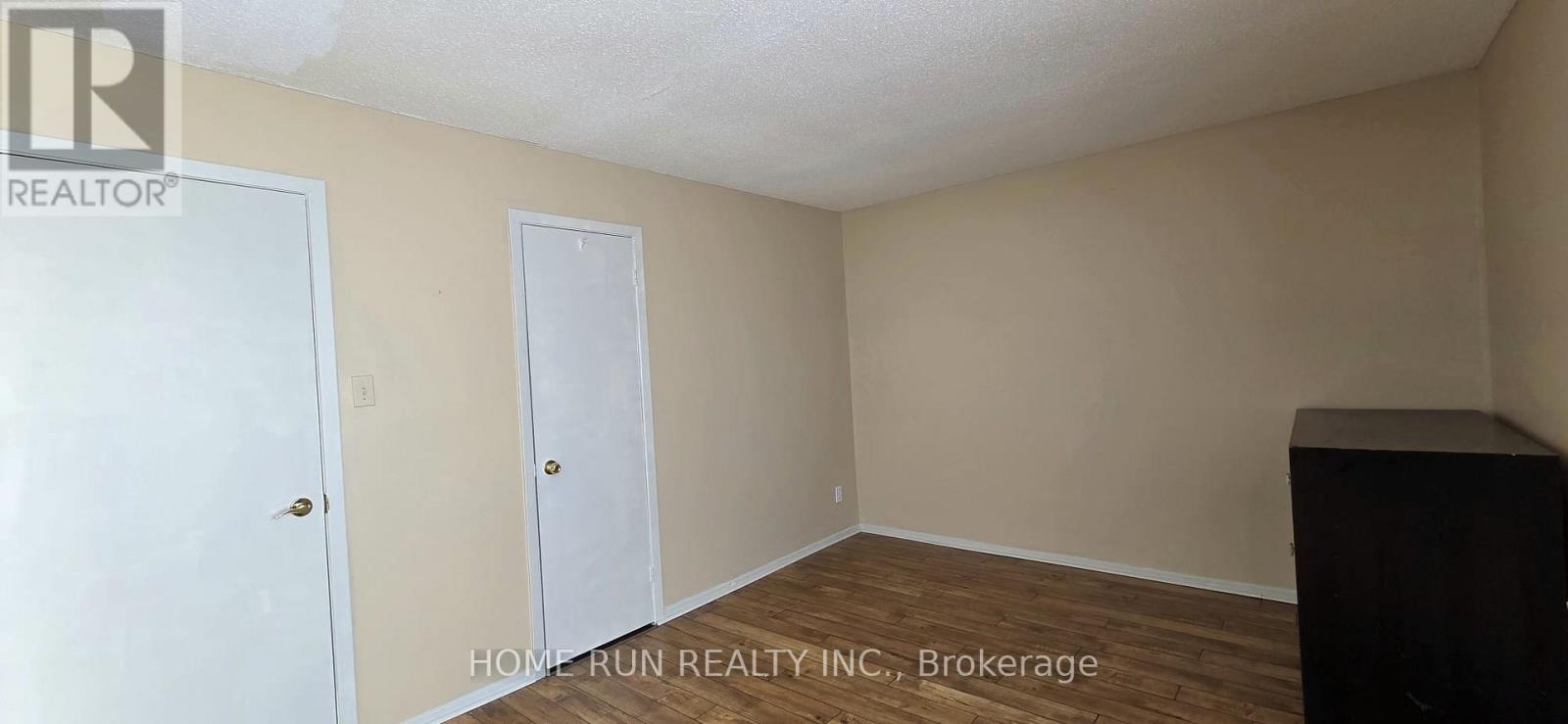 1994 Greenway Parkway, Ottawa, Ontario K1B 5A8 - Photo 13 - X12830262