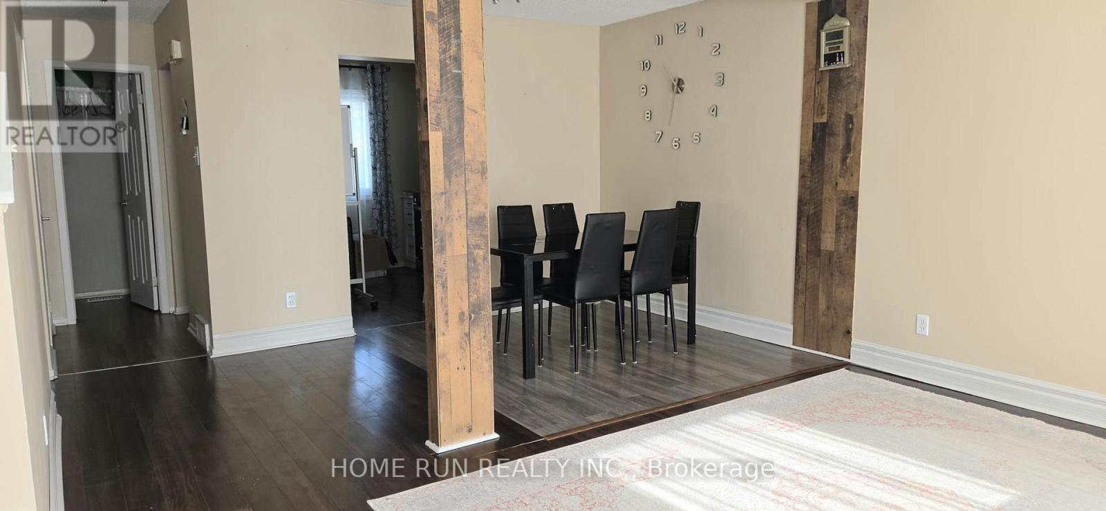 1994 Greenway Parkway, Ottawa, Ontario K1B 5A8 - Photo 5 - X12830262