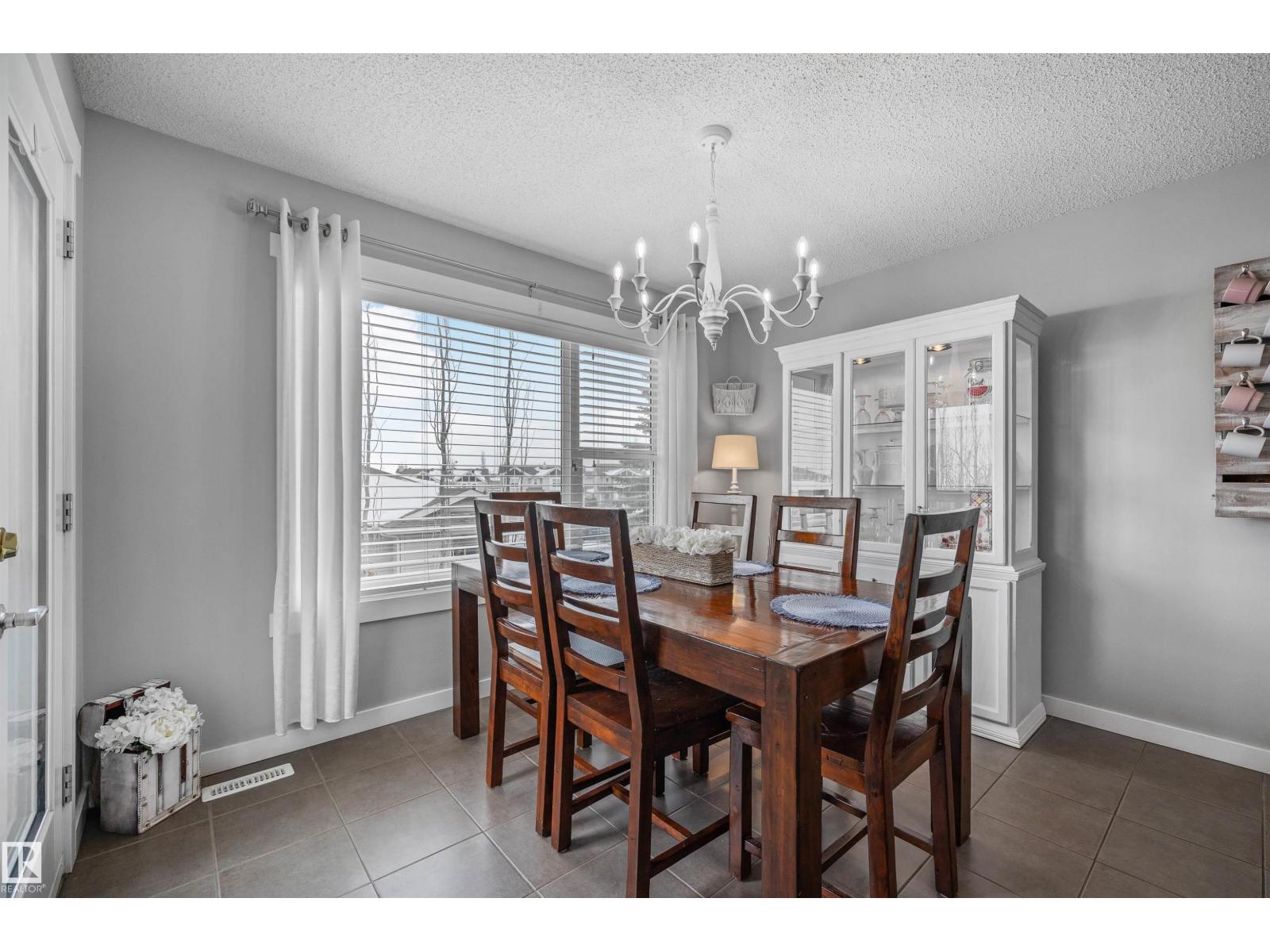 284 Cornwall Rd, Sherwood Park, Alberta  T8H 2S9 - Photo 15 - E4475328