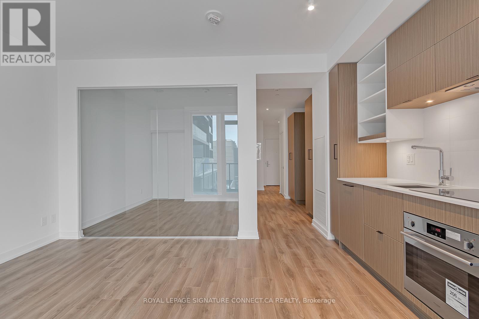 517 - 20 Edward Street, Toronto, Ontario  M5G 1C9 - Photo 5 - C12830246