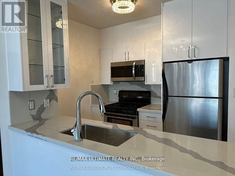 511 - 5 Mariner Terrace, Toronto, Ontario  M5V 3V6 - Photo 2 - C12830284