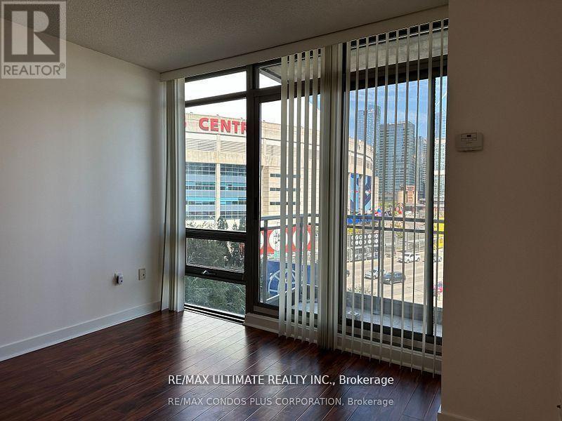 511 - 5 Mariner Terrace, Toronto, Ontario  M5V 3V6 - Photo 6 - C12830284