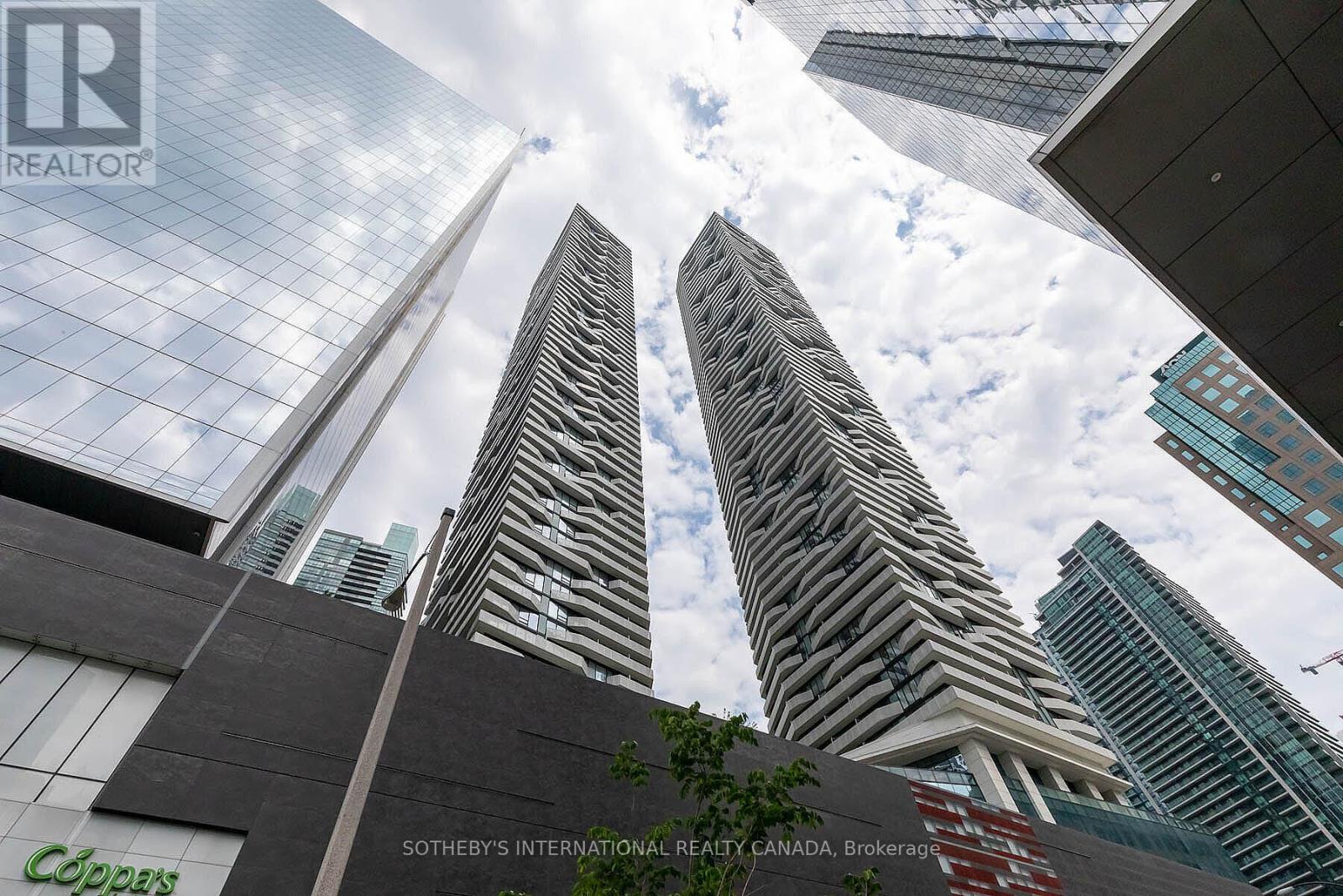 6003 - 100 HARBOUR STREET, Toronto, Ontario