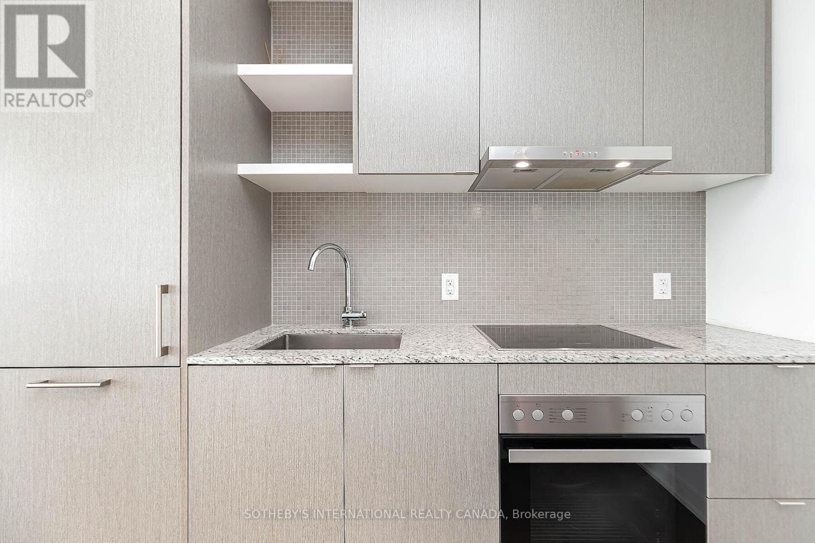 6003 - 100 Harbour Street, Toronto, Ontario  M5J 2T5 - Photo 10 - C12830292