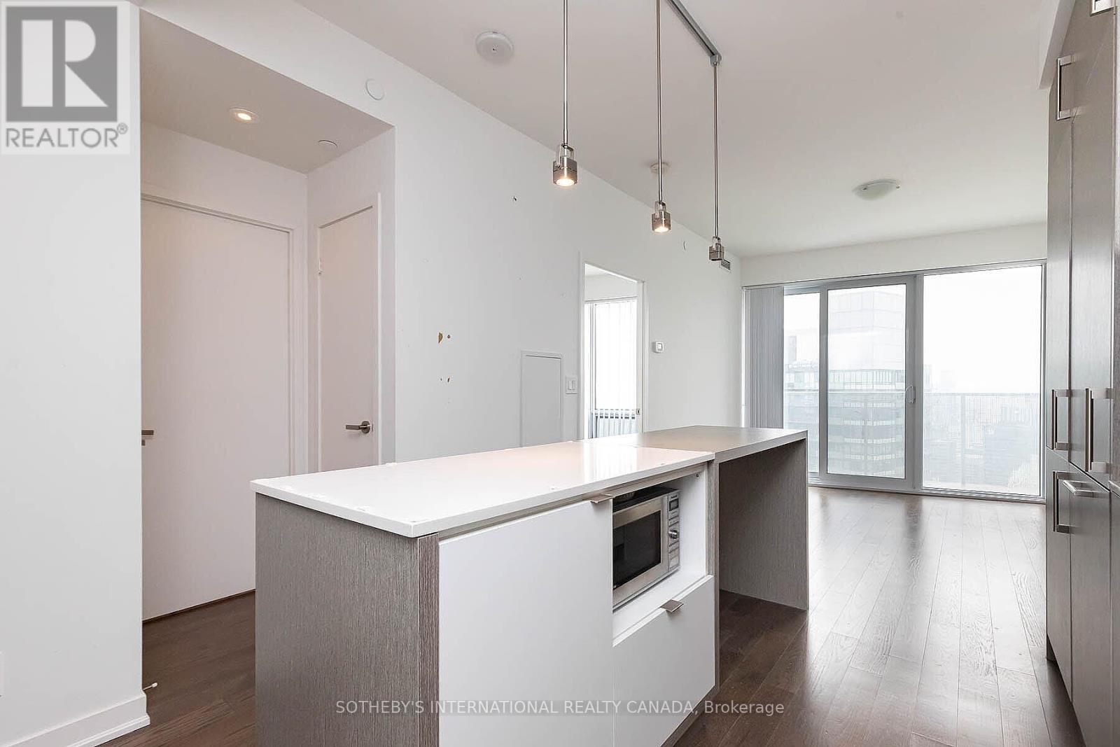 6003 - 100 Harbour Street, Toronto, Ontario  M5J 2T5 - Photo 13 - C12830292