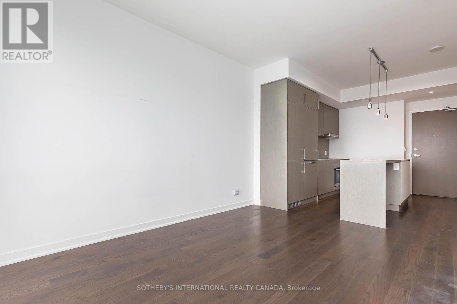 6003 - 100 Harbour Street, Toronto, Ontario  M5J 2T5 - Photo 4 - C12830292