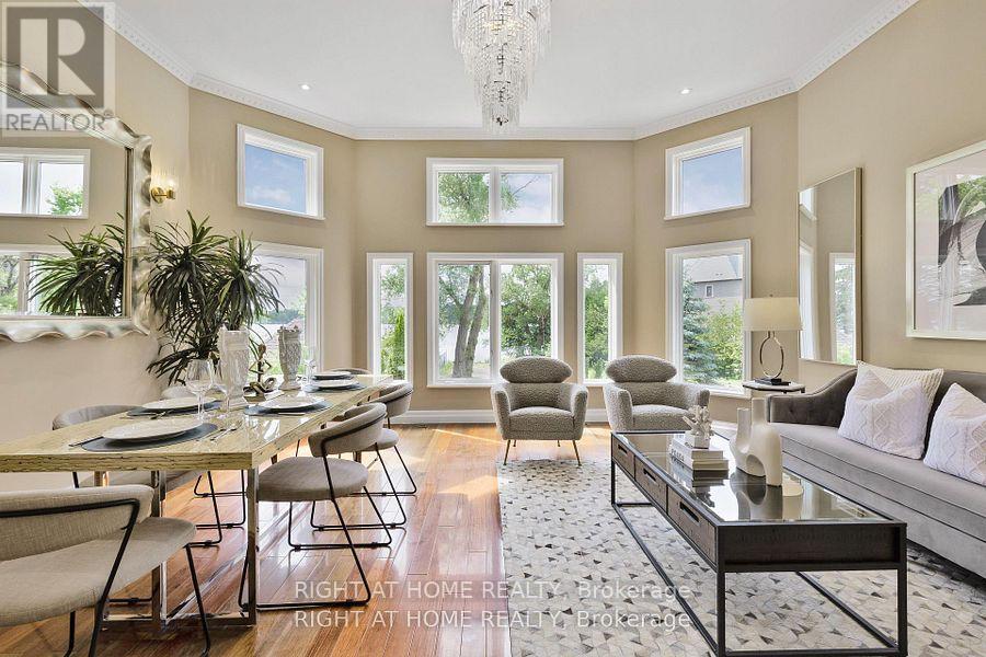 429 North Lake Road, Richmond Hill, Ontario  L4E 3A7 - Photo 10 - N12830288