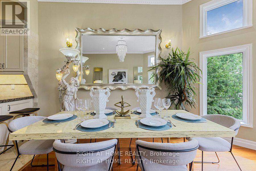 429 North Lake Road, Richmond Hill, Ontario  L4E 3A7 - Photo 14 - N12830288