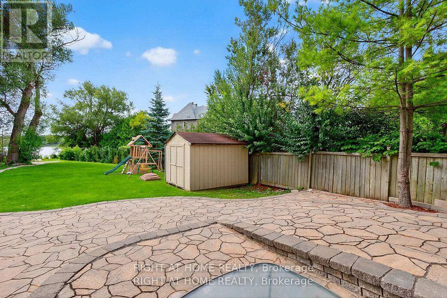 429 North Lake Road, Richmond Hill, Ontario  L4E 3A7 - Photo 32 - N12830288