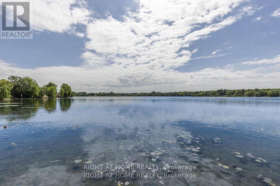 429 North Lake Road, Richmond Hill, Ontario  L4E 3A7 - Photo 49 - N12830288