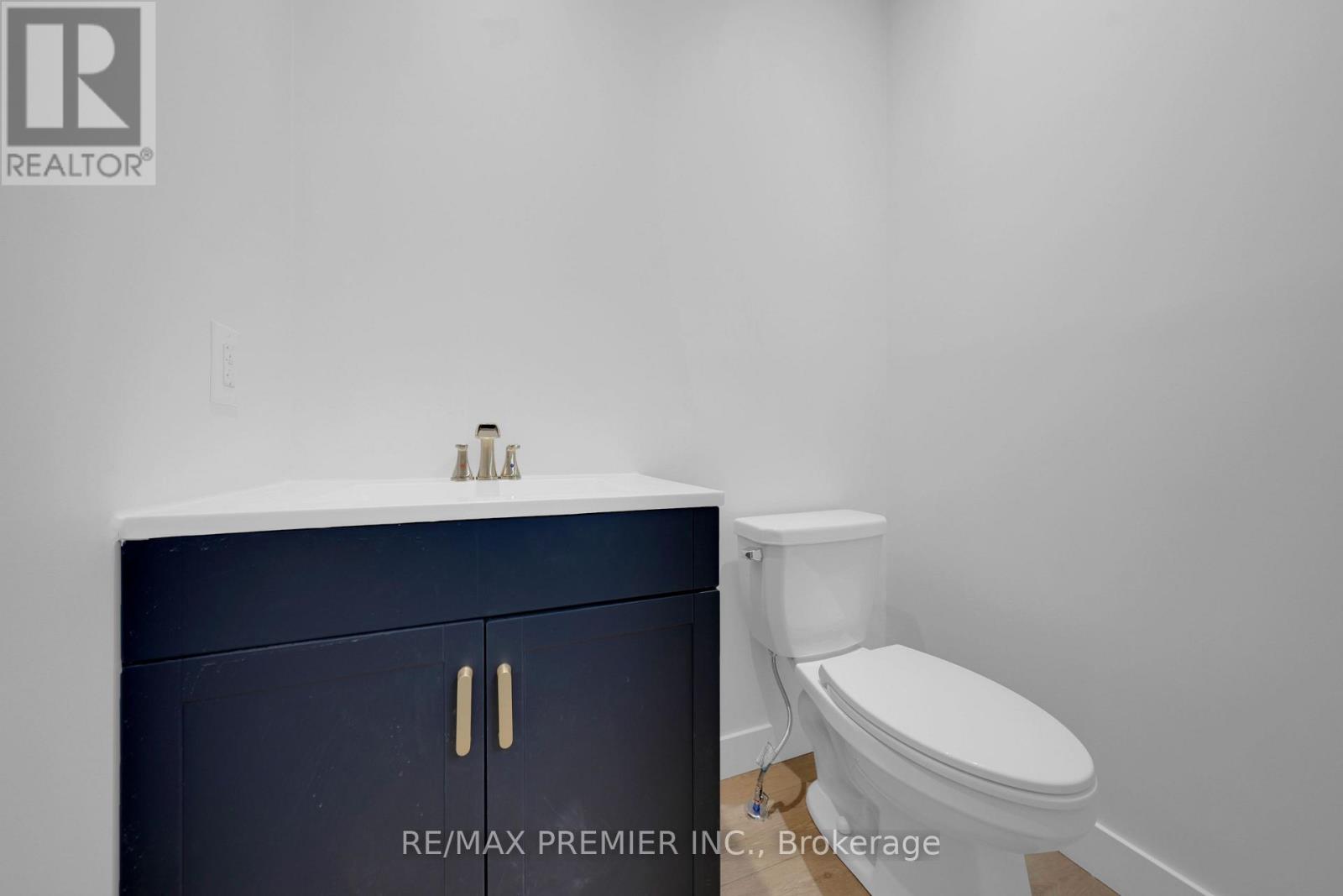 9 Upper - 185 Trowers Road, Vaughan, Ontario  L4L 5Z5 - Photo 2 - N12830306