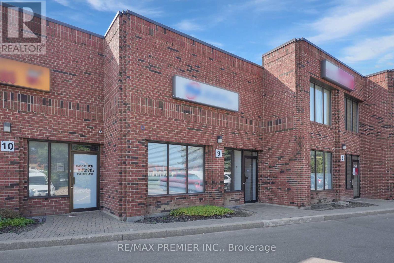 9 Upper - 185 Trowers Road, Vaughan, Ontario  L4L 5Z5 - Photo 3 - N12830306