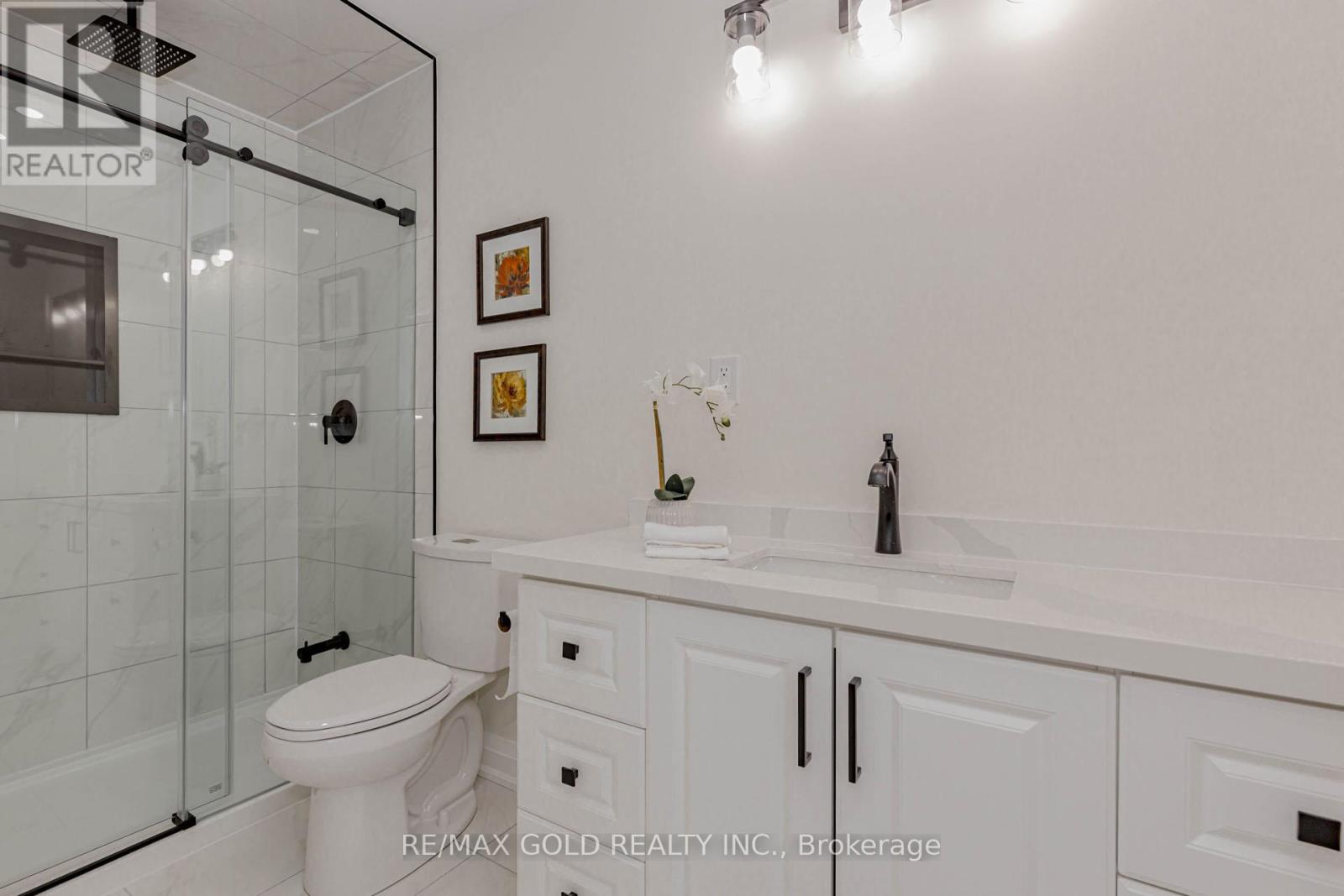 78 Deerpark Crescent, Brampton, Ontario  L6X 2T7 - Photo 14 - W12830254