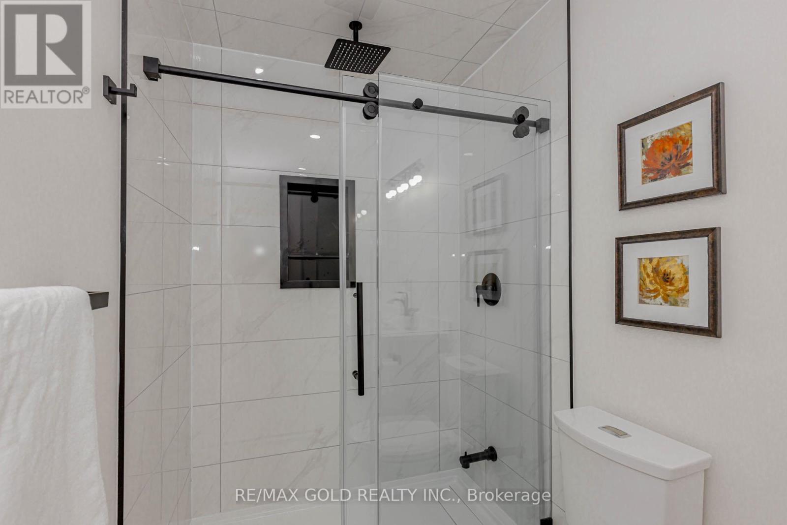 78 Deerpark Crescent, Brampton, Ontario  L6X 2T7 - Photo 17 - W12830254