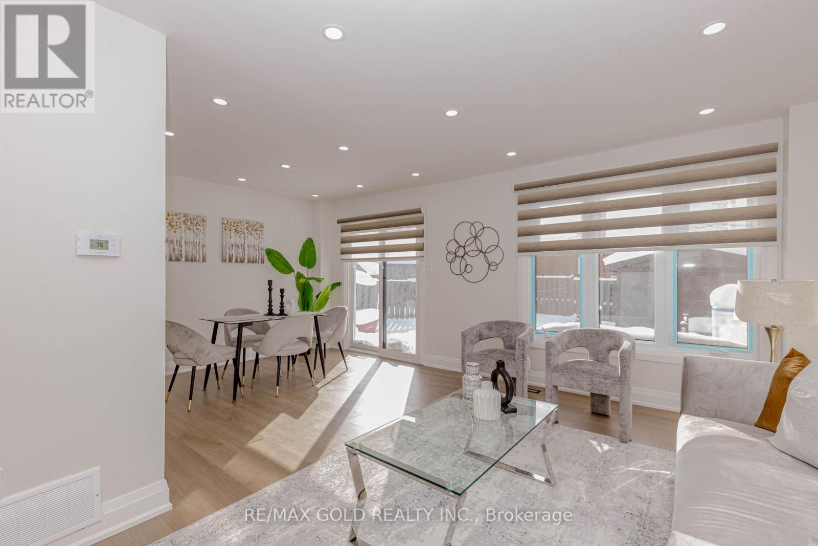 78 Deerpark Crescent, Brampton, Ontario  L6X 2T7 - Photo 4 - W12830254