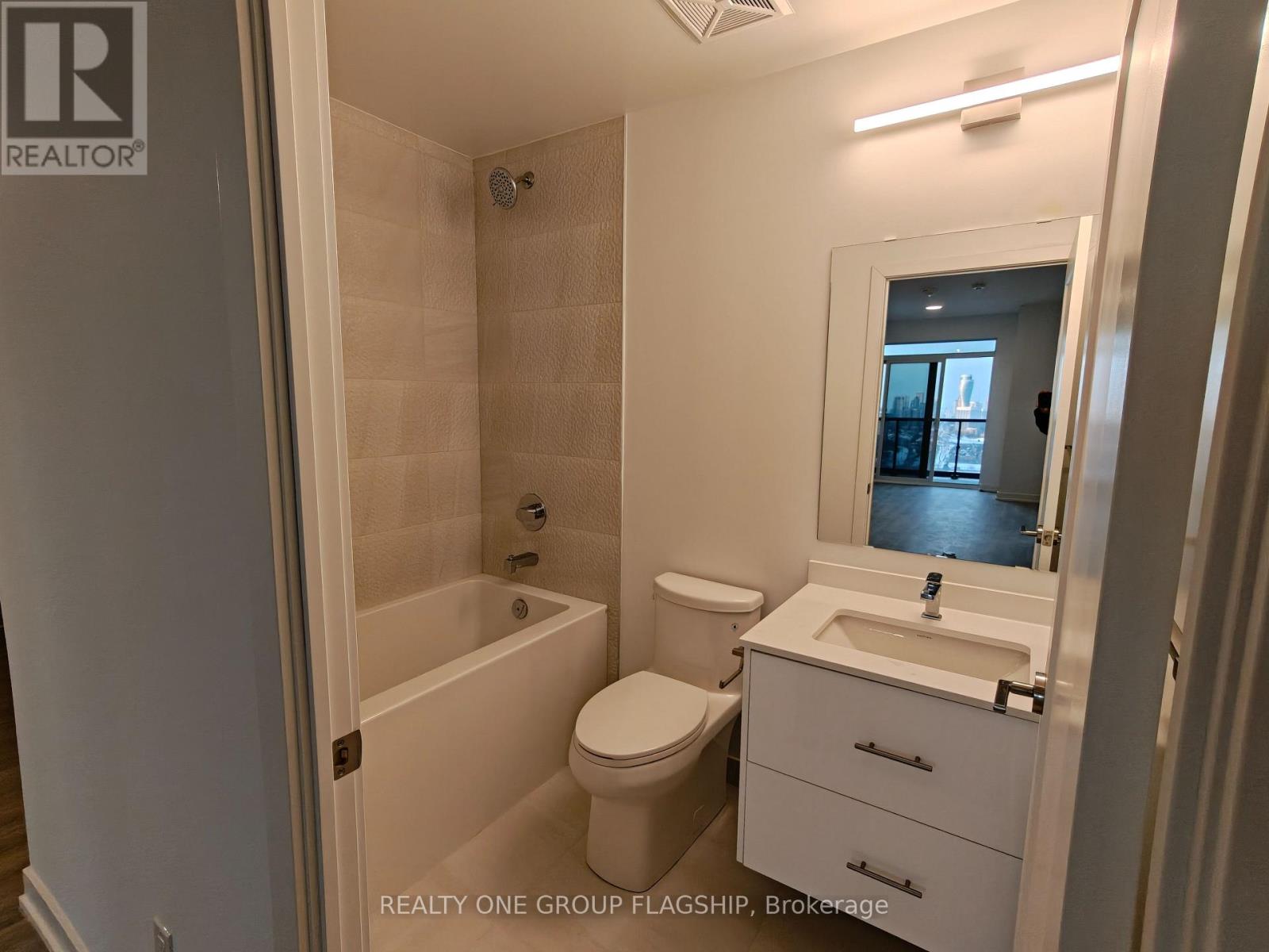 2302 - 5105 Hurontario Street, Mississauga (Hurontario), Ontario  L4Z 0C9 - Photo 9 - W12830282